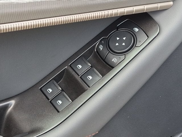 2027 Ford Explorer Active w/100A Pkg