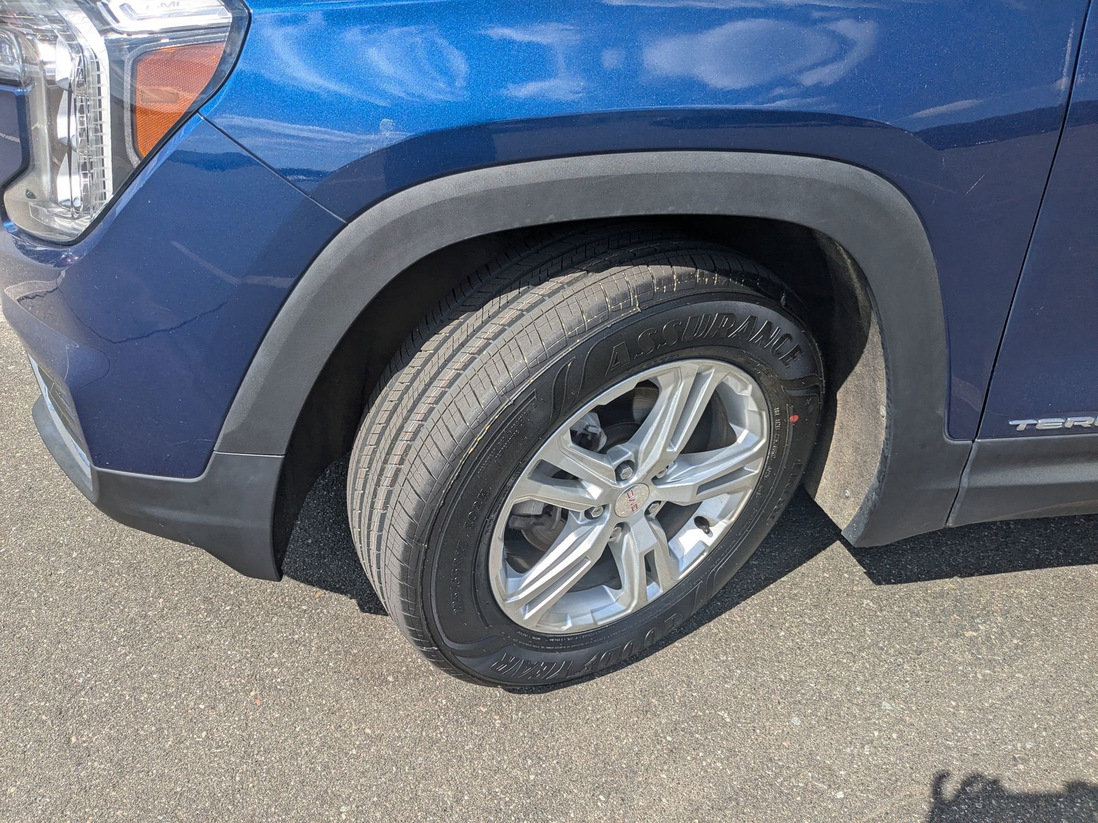 2022 GMC Terrain SLE