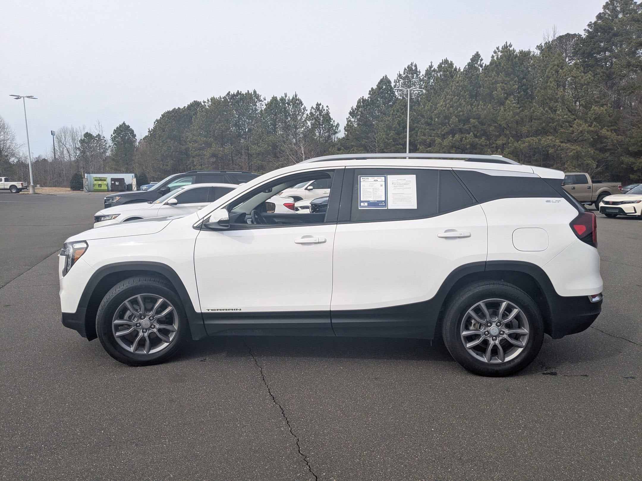 2024 GMC Terrain SLT