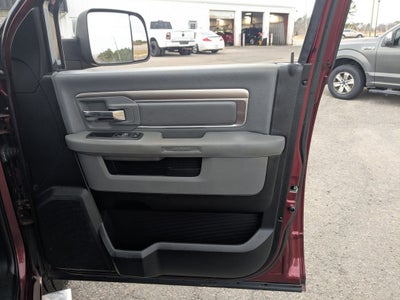 2018 RAM 1500 Big Horn Crew Cab 4x4 5'7' Box