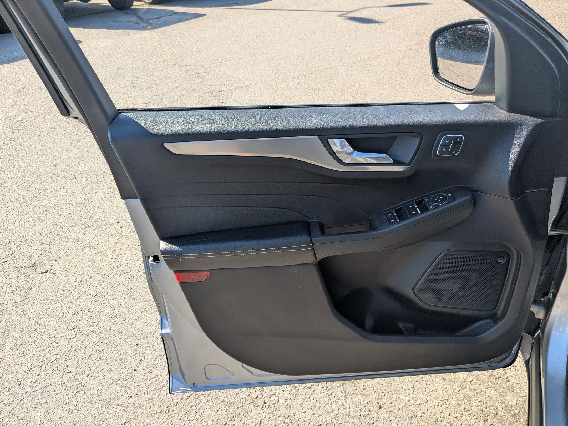 2021 Ford Escape Titanium Hybrid