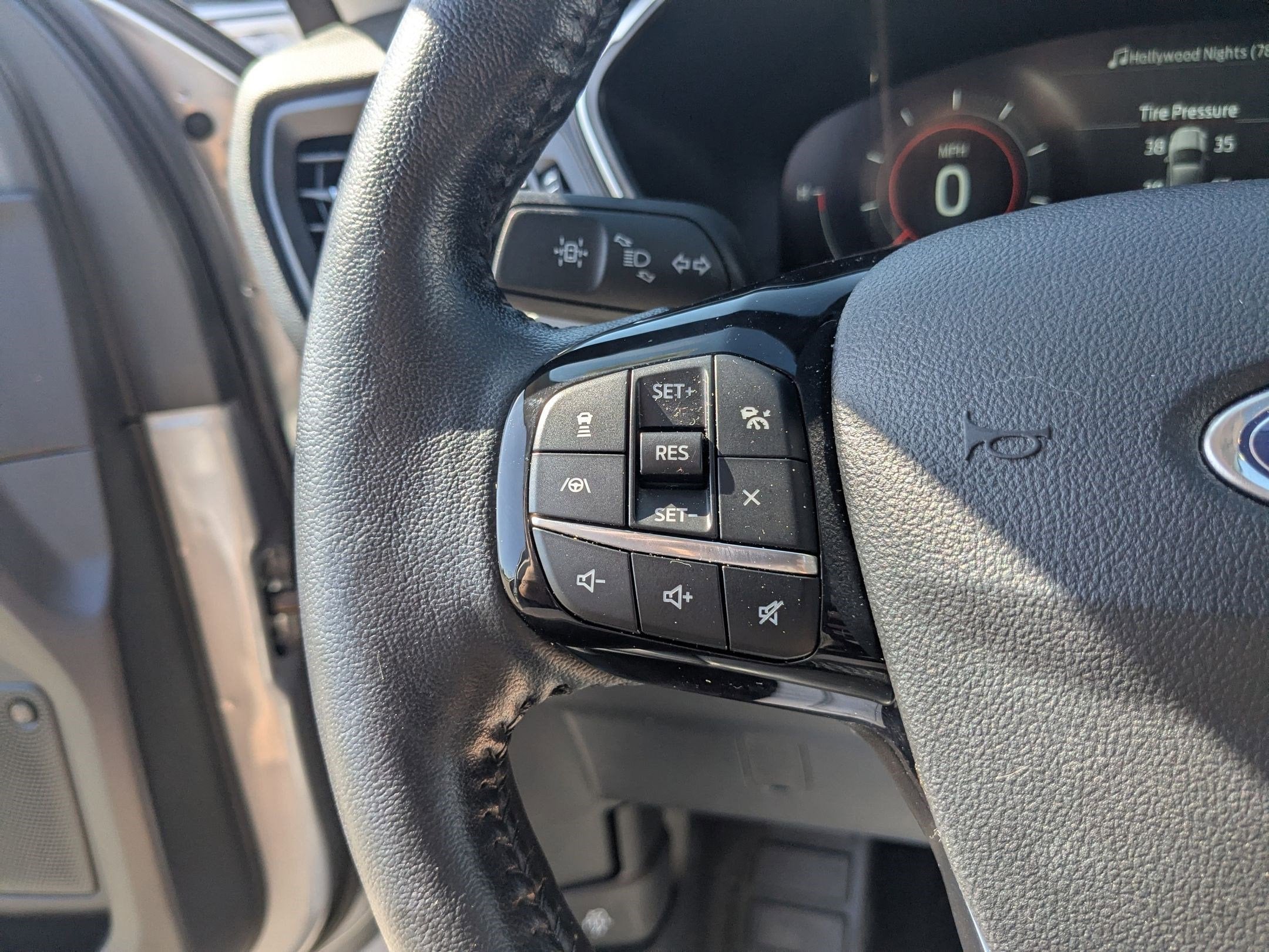 2021 Ford Escape Titanium Hybrid