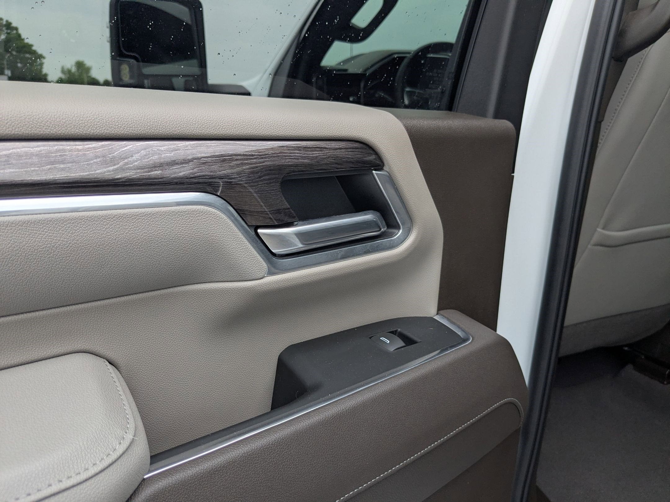 2025 Chevrolet Silverado 2500HD 4WD Crew Cab Standard Bed LTZ