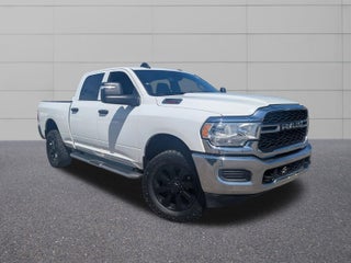 2024 RAM 2500 Tradesman Crew Cab 4x4 6'4' Box
