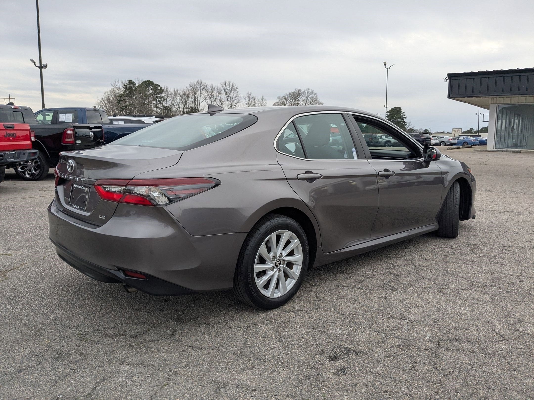 2021 Toyota Camry LE