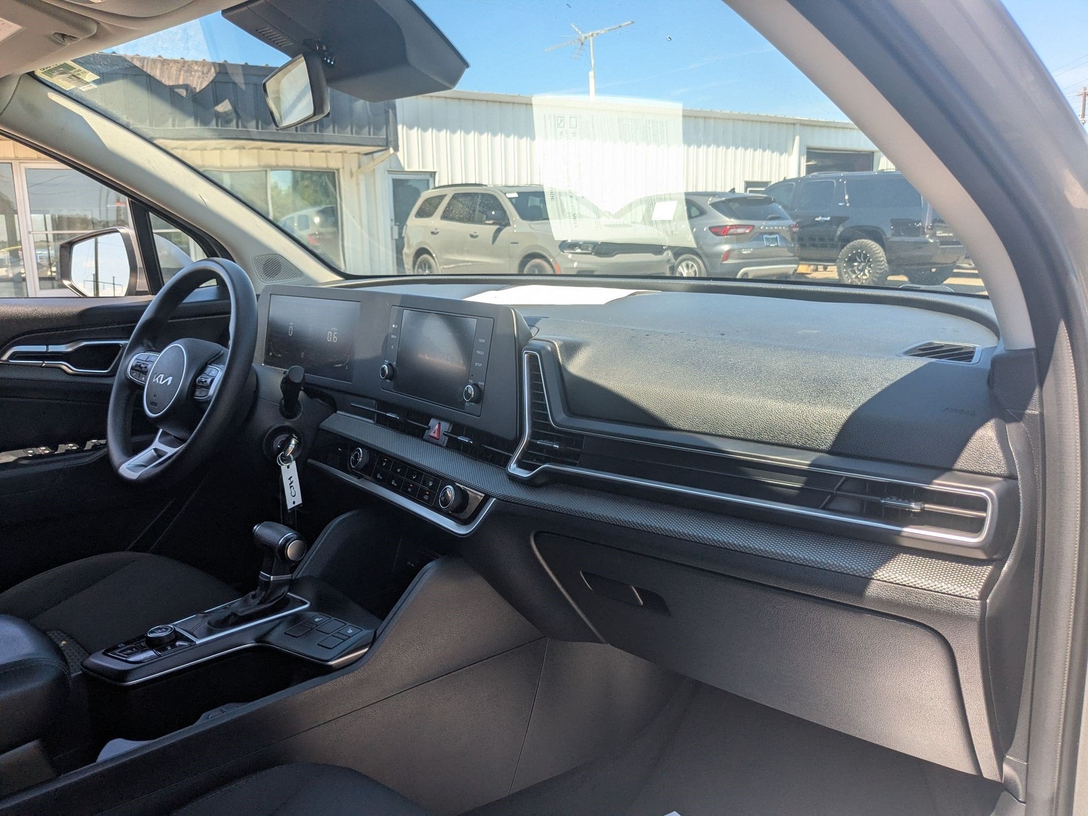 2023 Kia Sportage LX