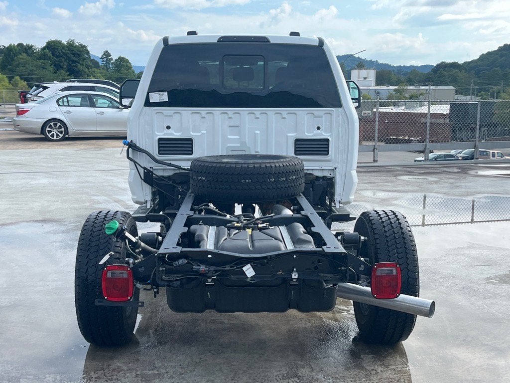 2026 Ford Super Duty F-350 SRW XL