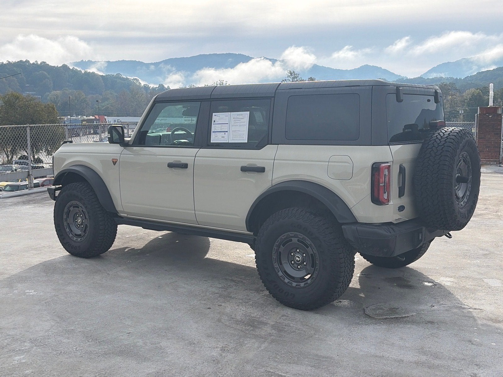 2025 Ford Bronco Badlands
