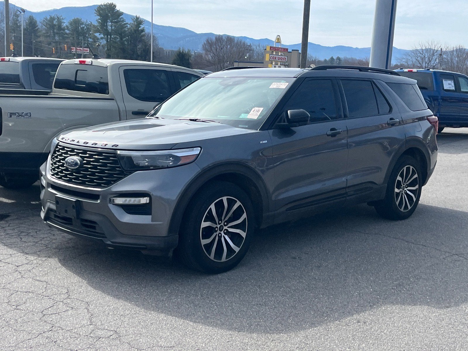 2022 Ford Explorer ST-LINE