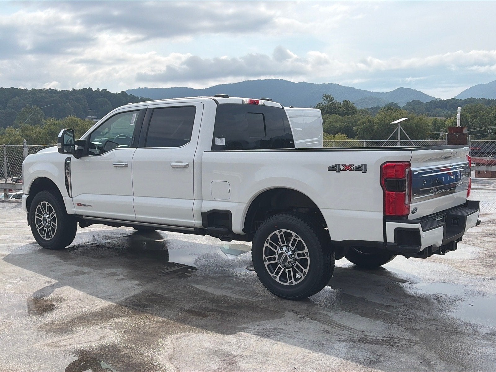 2026 Ford Super Duty F-250 SRW Platinum