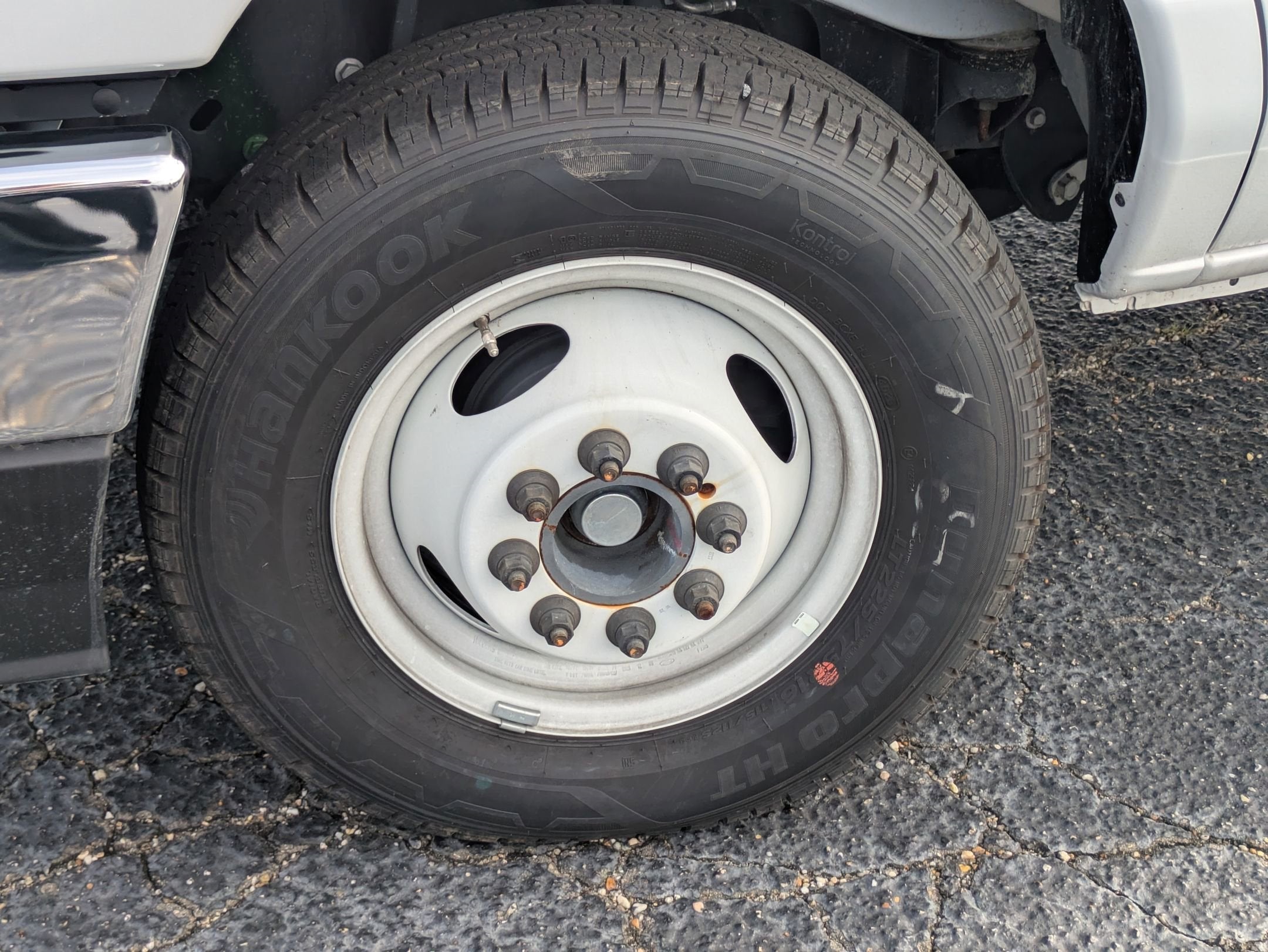 2025 Ford E-Series Cutaway E-350 DRW 176" WB