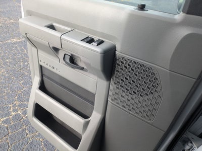 2025 Ford E-Series Cutaway E-350 DRW 176" WB