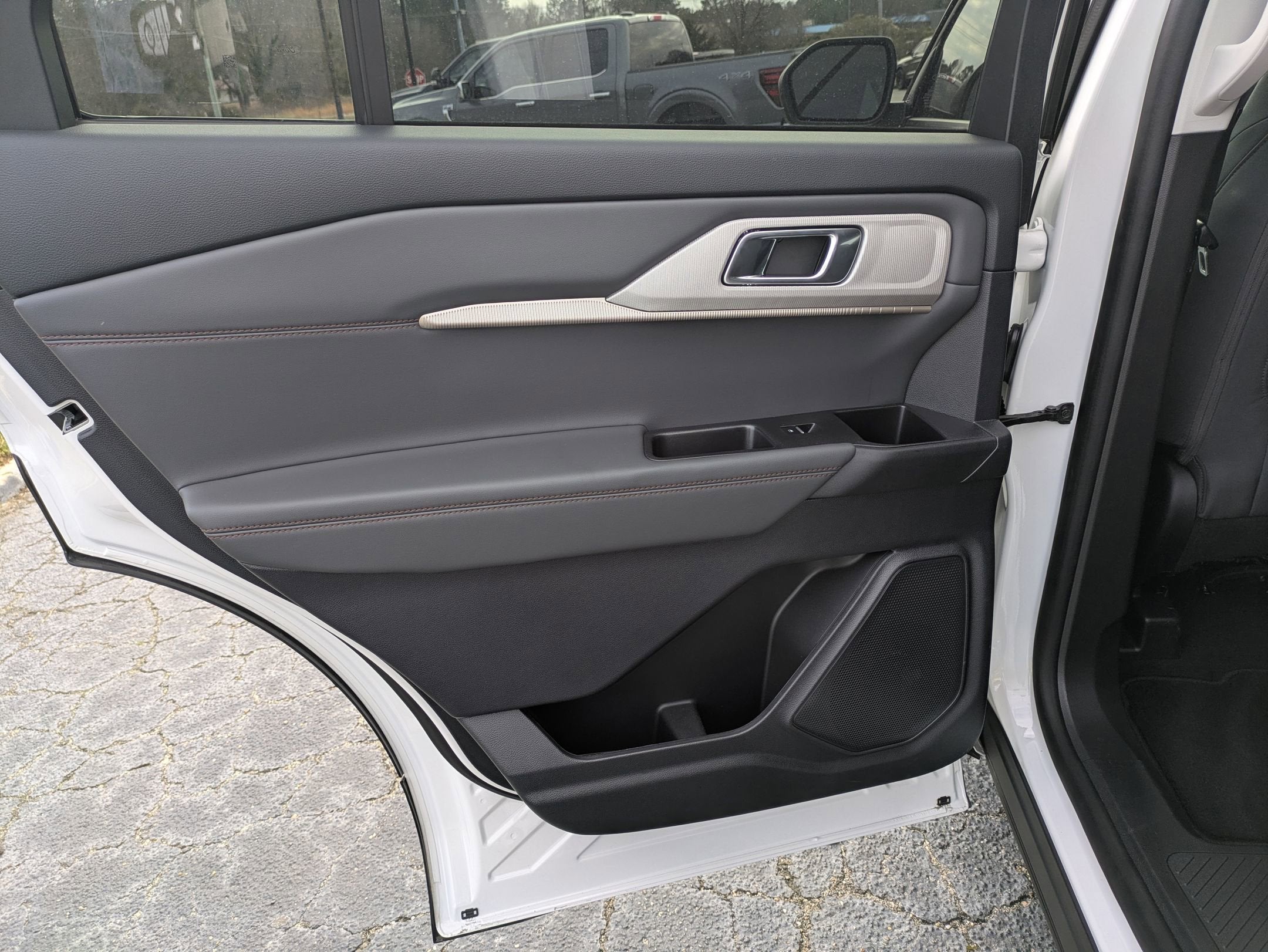 2025 Ford Explorer Active - Crossroads Courtesy Demo