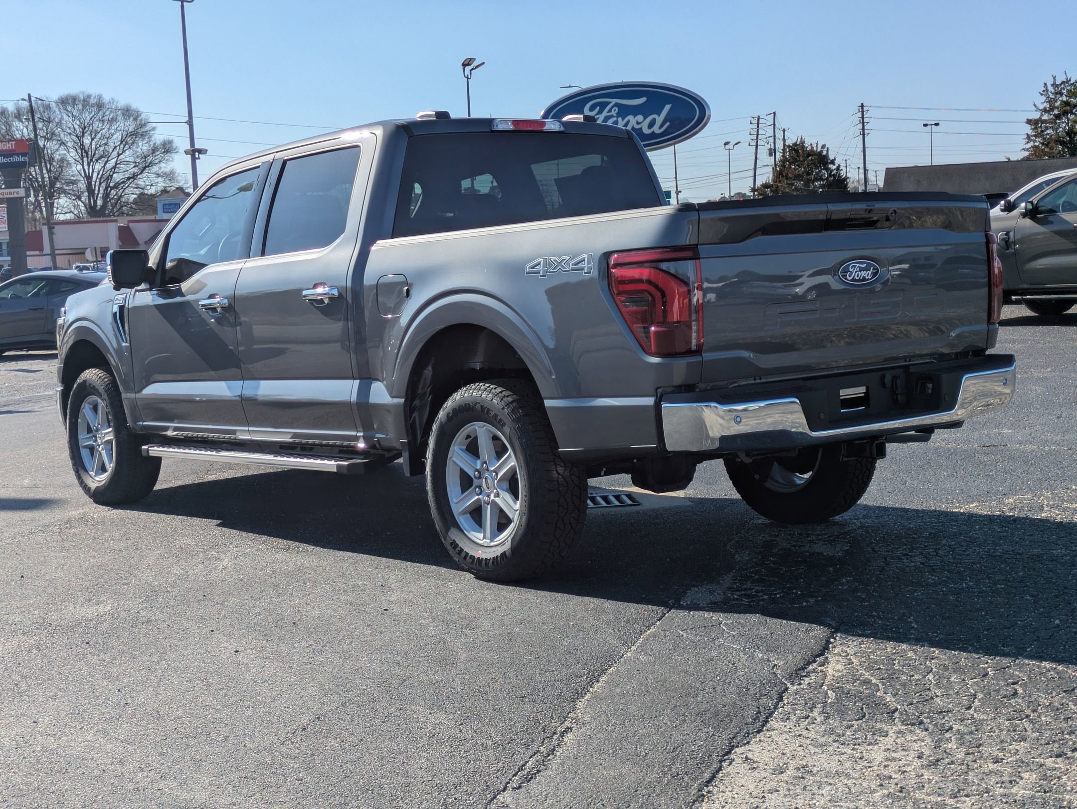 2025 Ford F-150 LARIAT