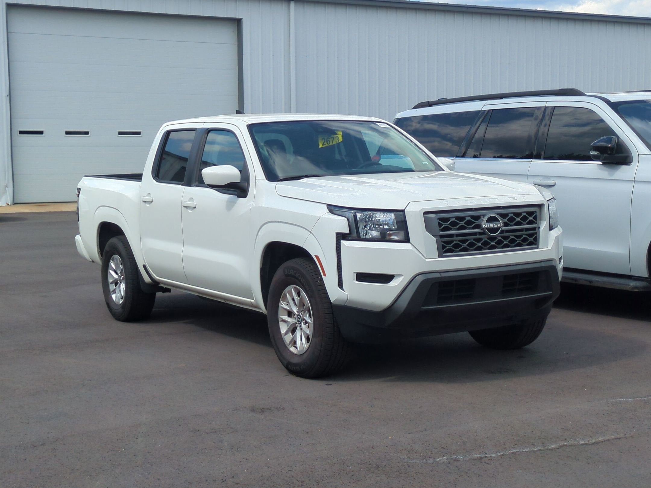 2024 Nissan Frontier SV
