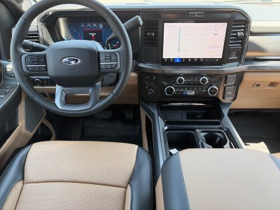 2026 Ford Super Duty F-450 DRW Lariat DRW