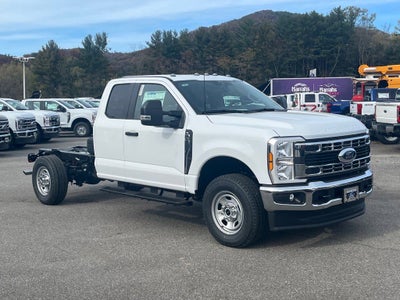 2026 Ford Super Duty F-350 SRW XL