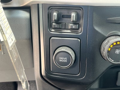 2025 Ford Super Duty F-600 DRW XL