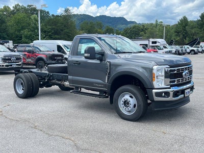 2025 Ford Super Duty F-600 DRW XL