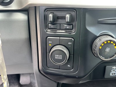 2025 Ford Super Duty F-600 DRW XL