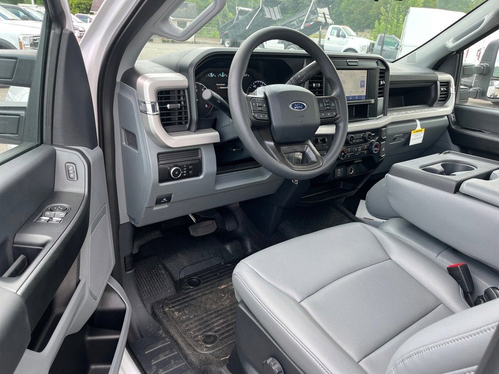2025 Ford Super Duty F-350 DRW XL DRW