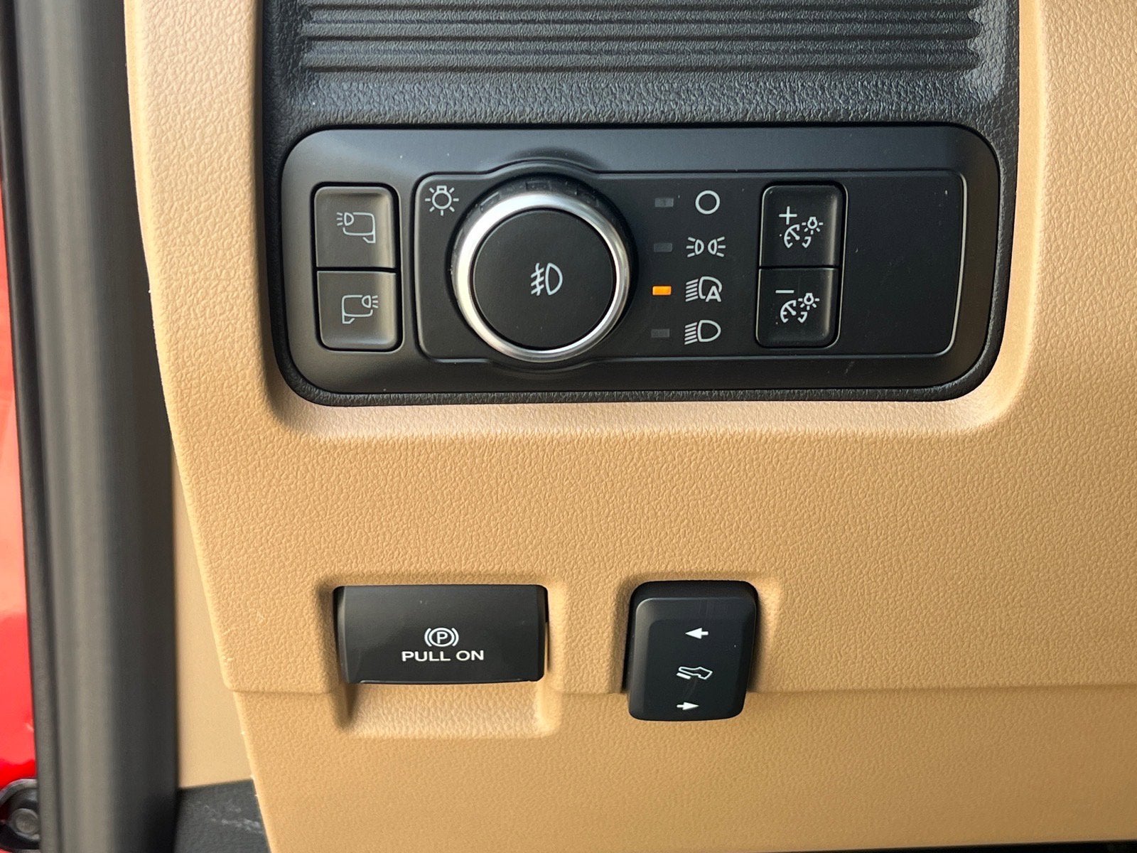 2026 Ford Super Duty F-550 DRW Lariat DRW