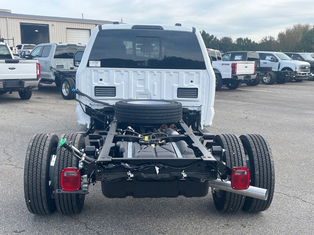 2026 Ford Super Duty F-550 DRW XL DRW