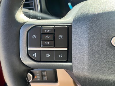 2026 Ford Super Duty F-550 DRW Lariat DRW