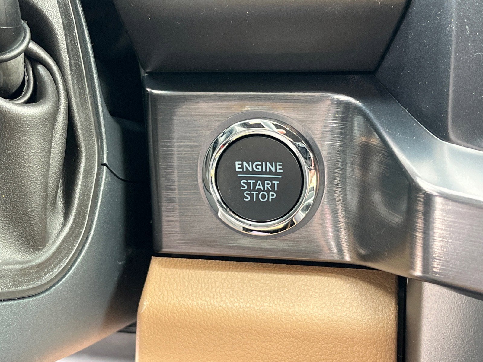 2026 Ford Super Duty F-550 DRW Lariat DRW