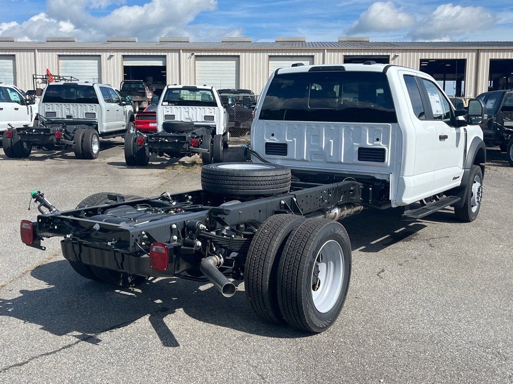 2026 Ford Super Duty F-550 DRW XL DRW