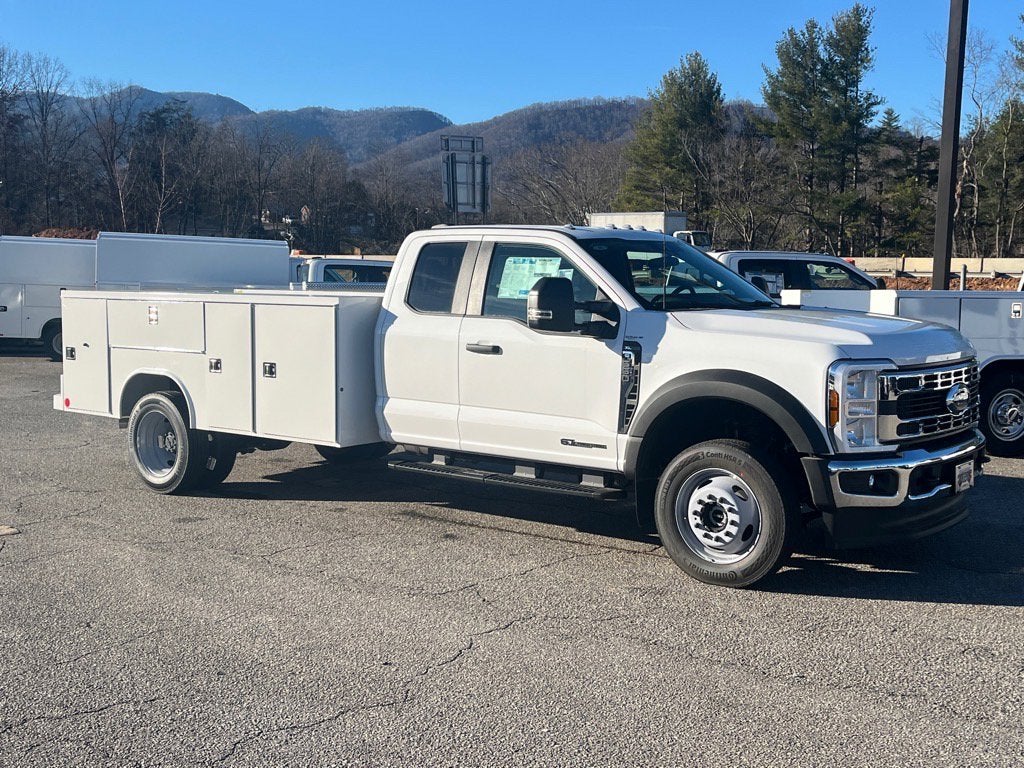 2026 Ford Super Duty F-550 DRW XL DRW
