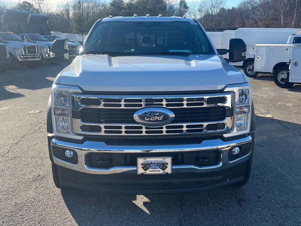 2026 Ford Super Duty F-550 DRW XL DRW