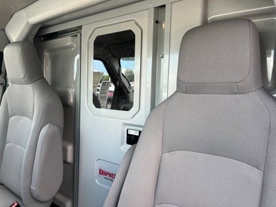 2025 Ford E-Series Cutaway E-350 SRW