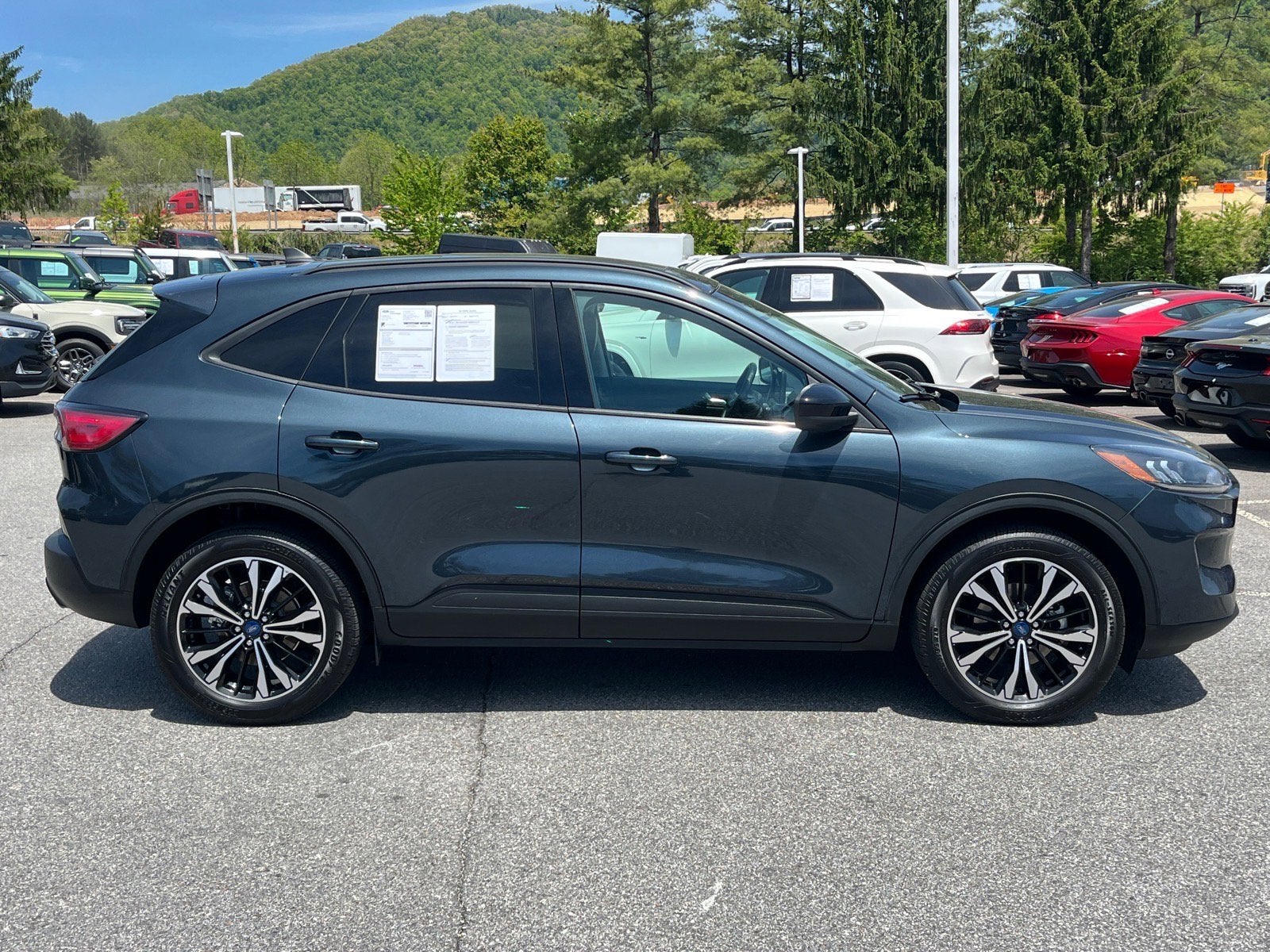 2022 Ford Escape SEL