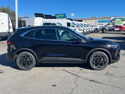 2026 Ford Escape Platinum