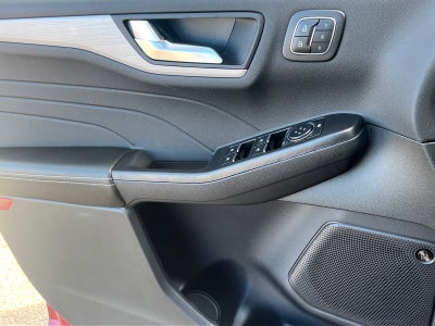 2026 Ford Escape Platinum