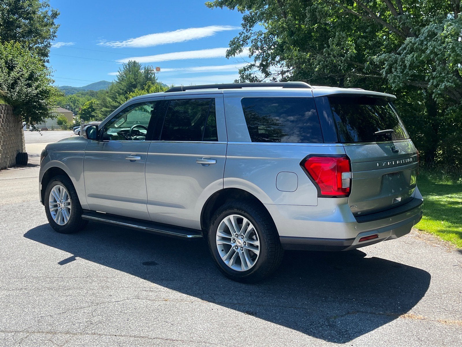 2023 Ford Expedition XLT
