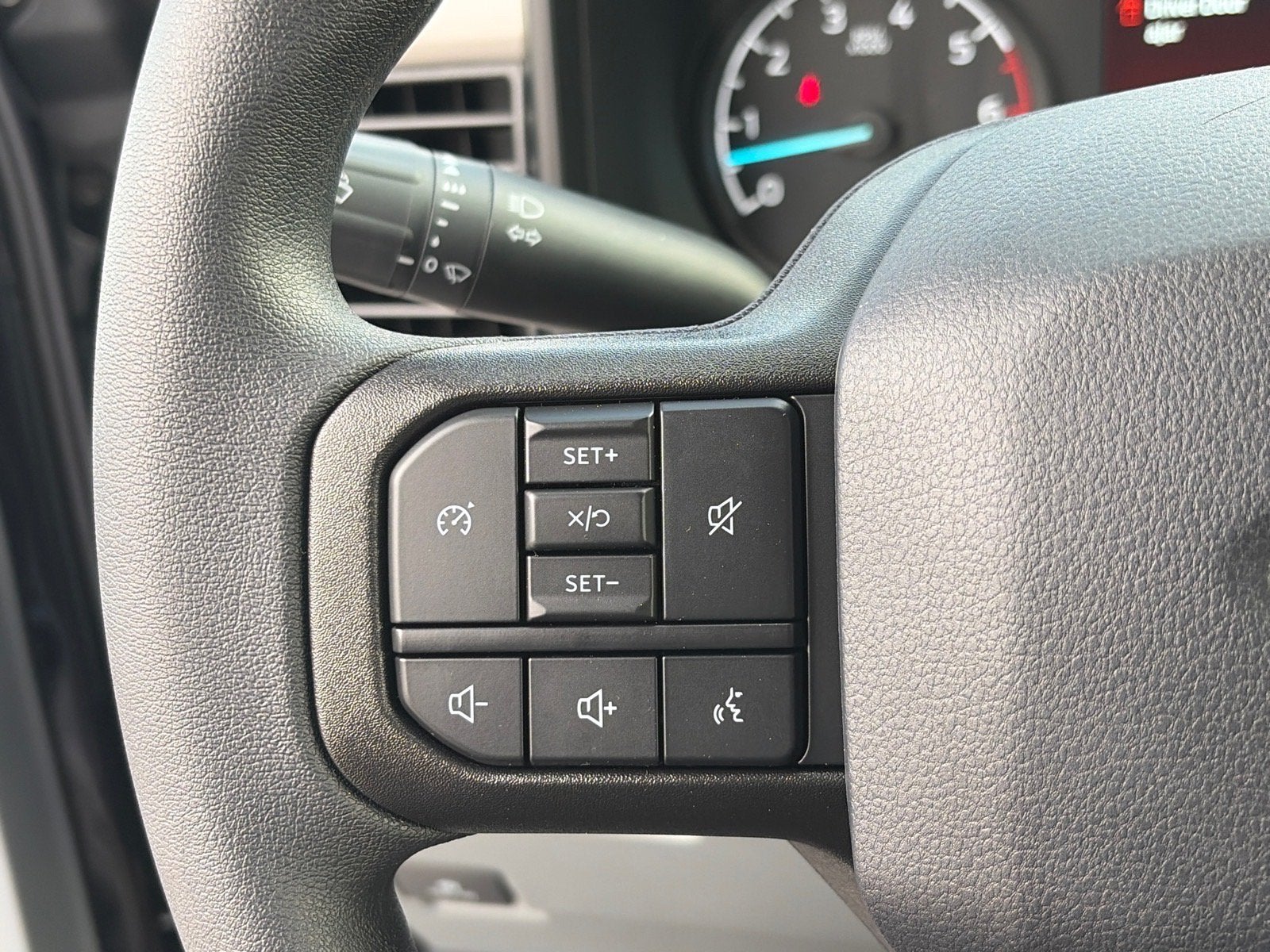 2027 Ford Super Duty F-250 SRW XL
