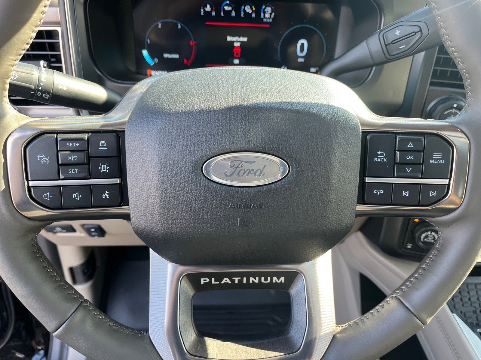 2026 Ford Super Duty F-350 SRW Platinum