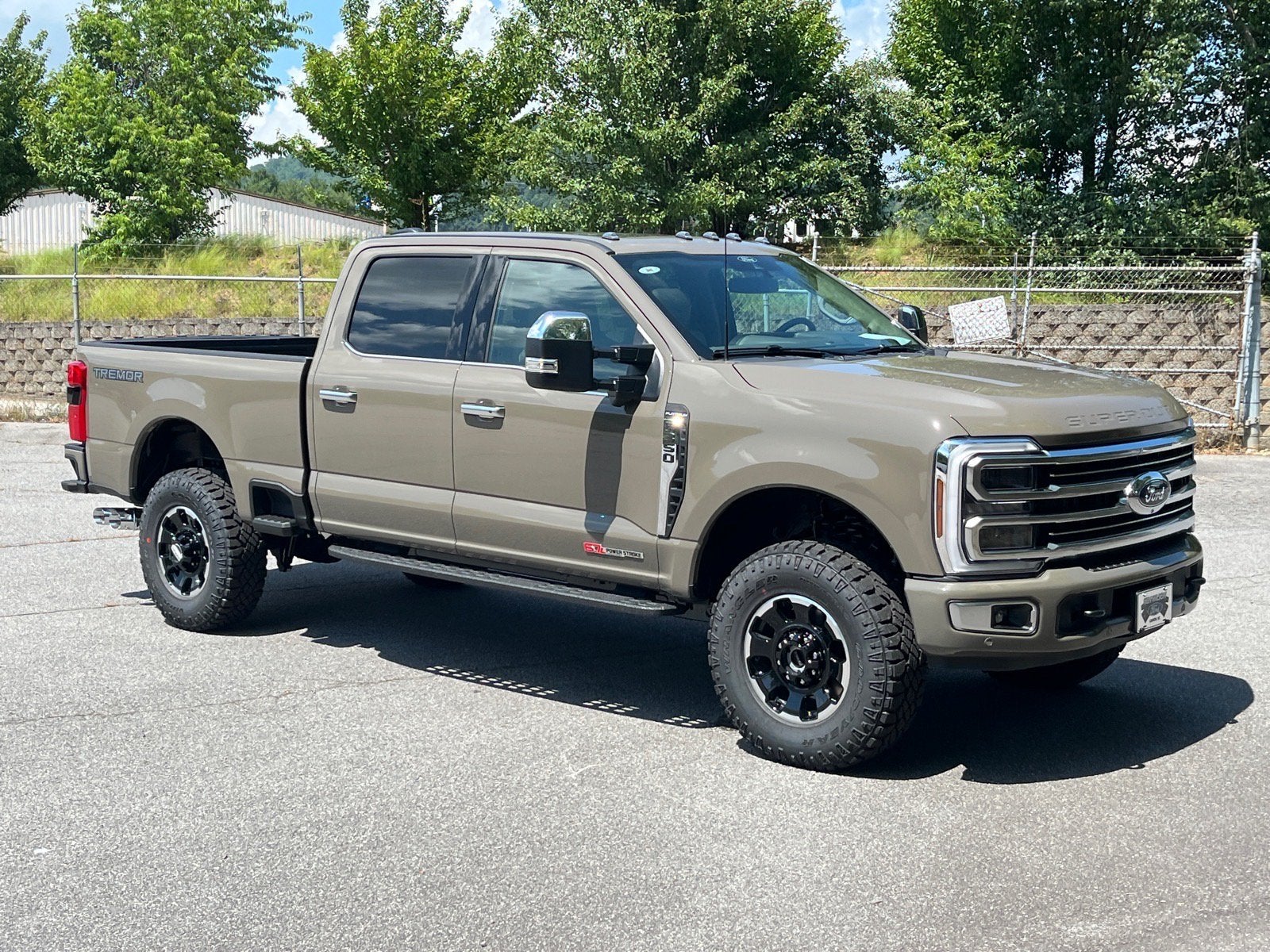 2026 Ford Super Duty F-350 SRW Platinum