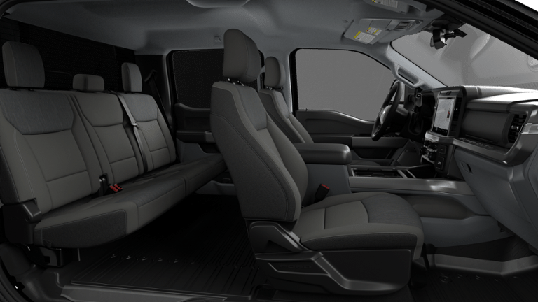 2027 Ford Super Duty F-350 DRW XLT