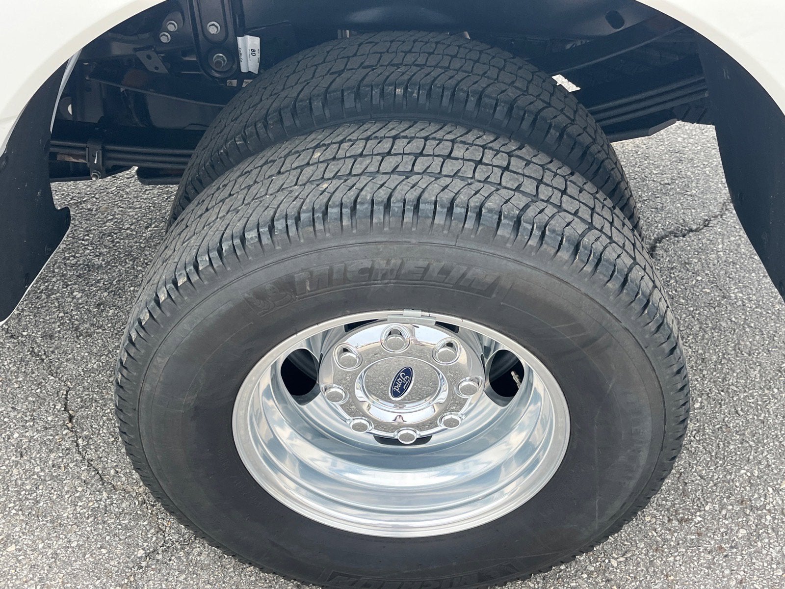 2025 Ford Super Duty F-350 DRW Platinum