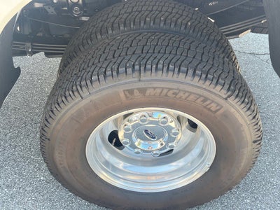 2025 Ford Super Duty F-350 DRW Lariat DRW