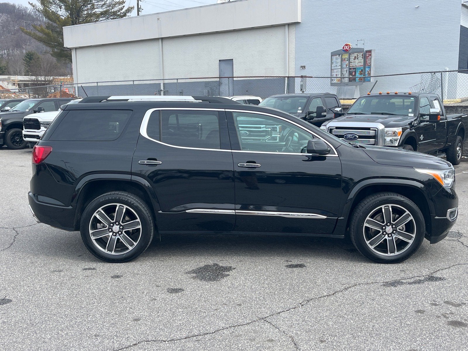 2019 GMC Acadia Denali