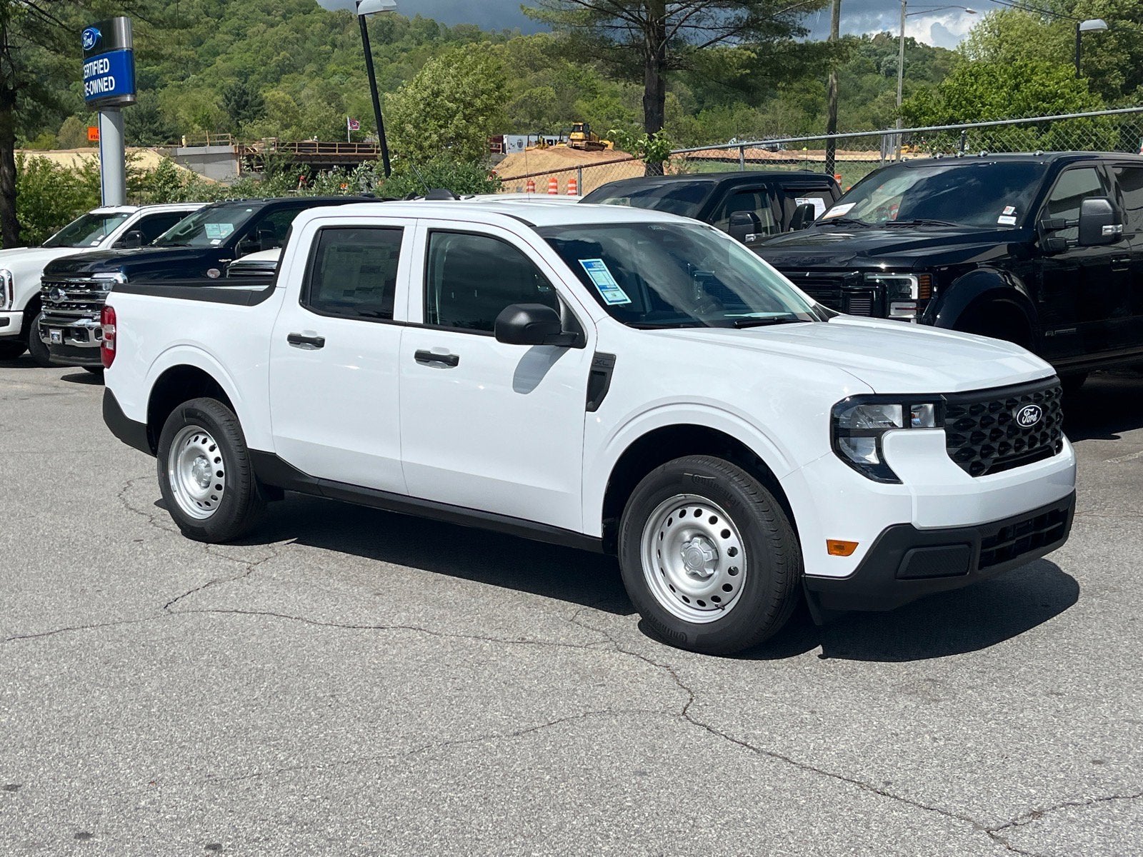 2026 Ford Maverick XL