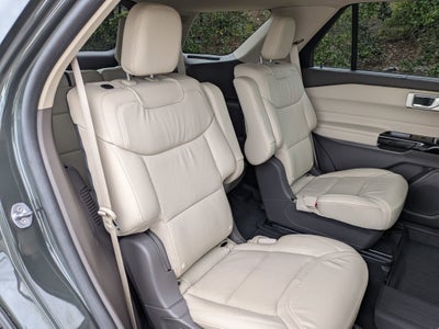 2023 Ford Explorer Platinum