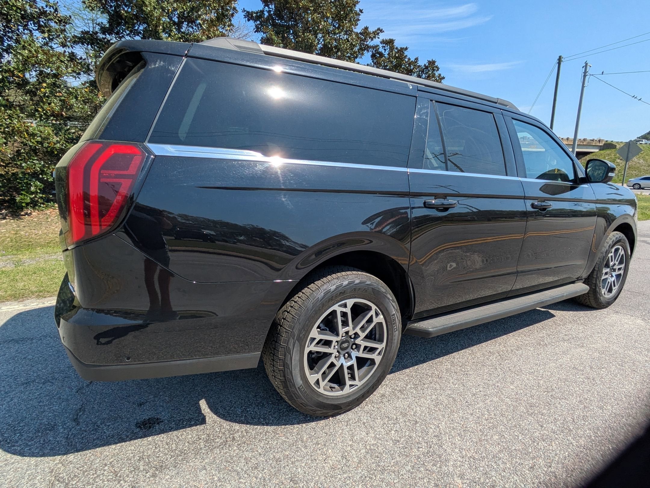 2025 Ford Expedition Max Active