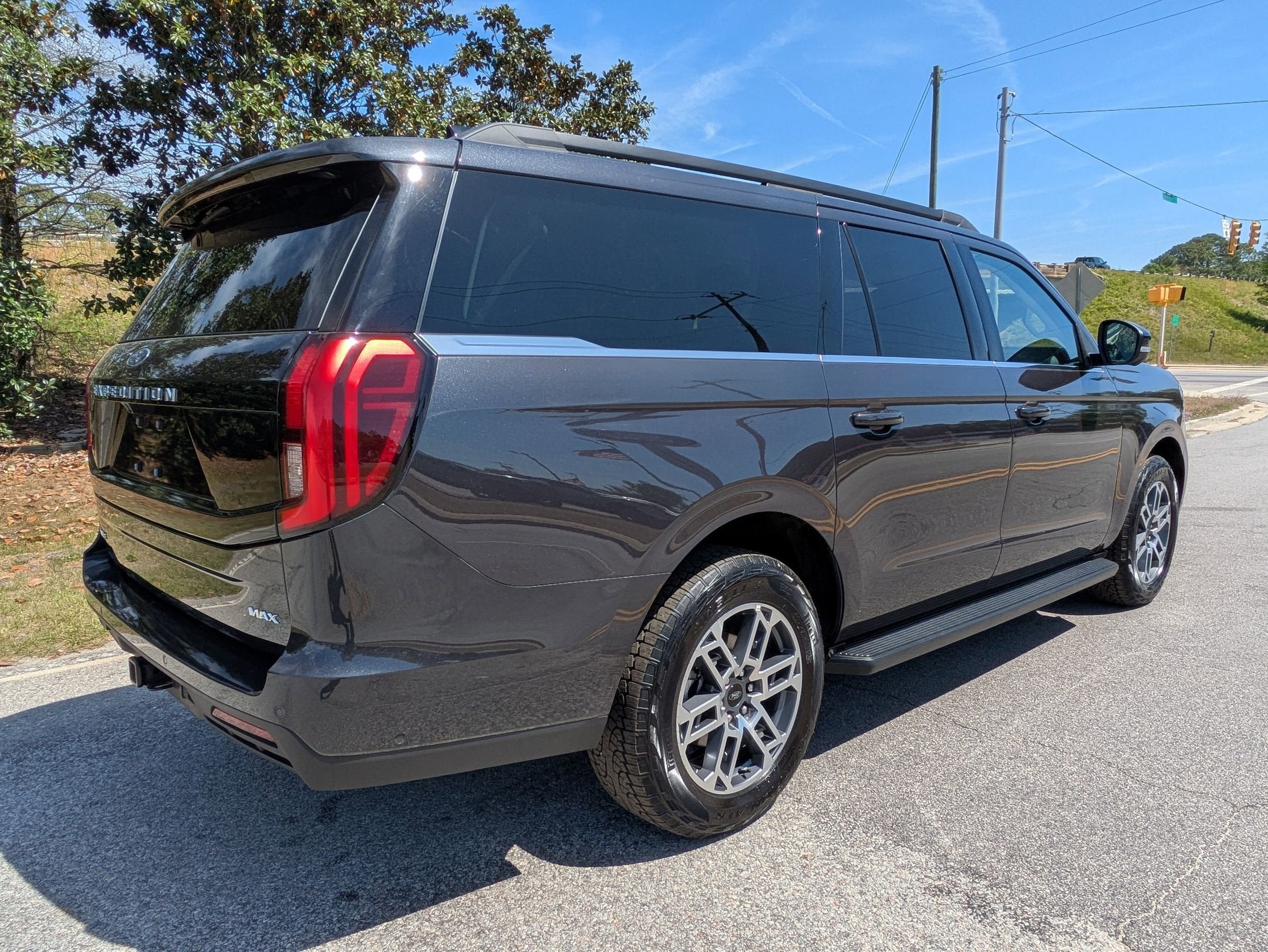 2025 Ford Expedition Max Active