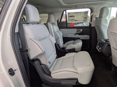 2025 Ford Expedition Max Platinum