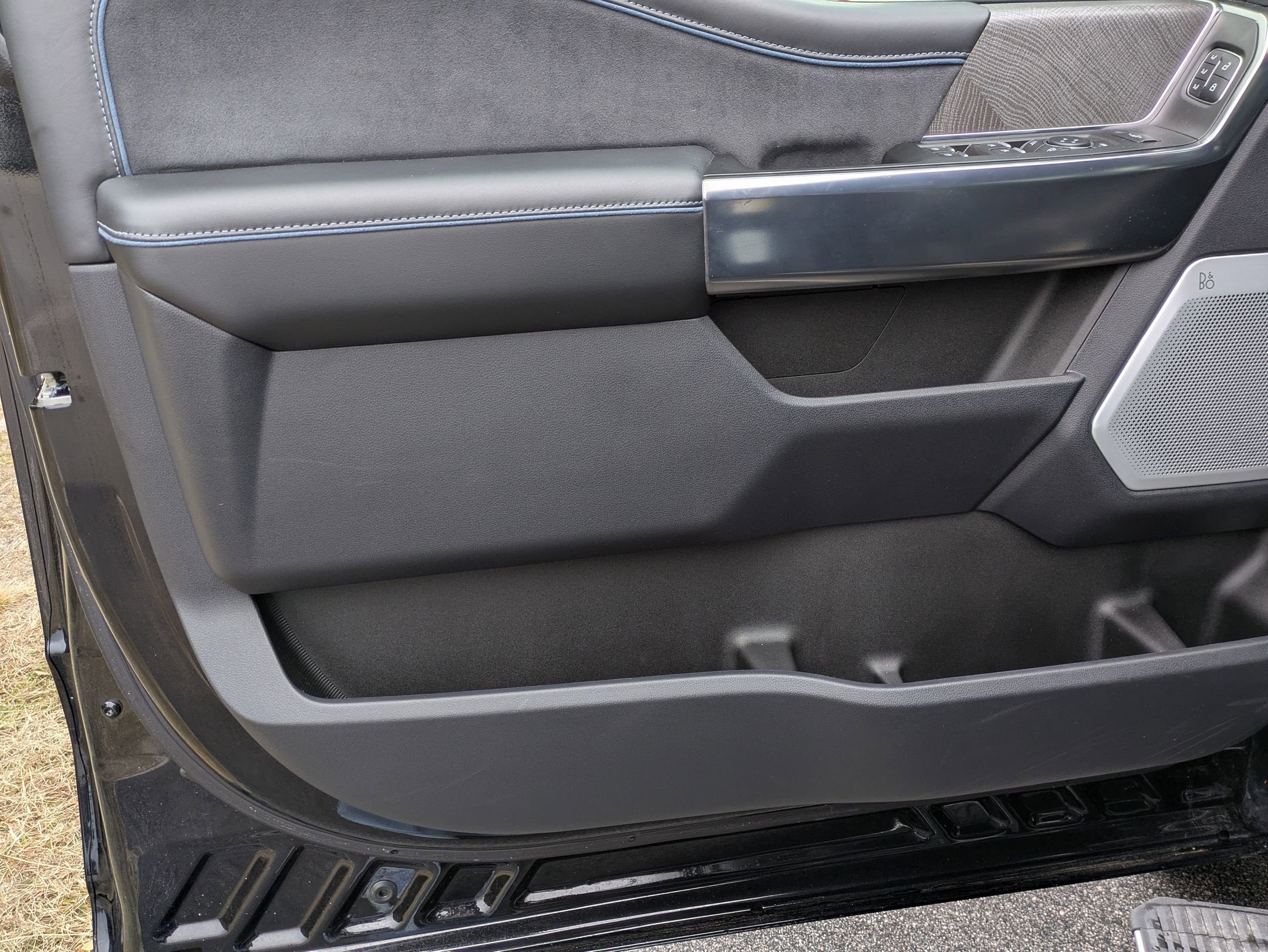 2025 Ford Super Duty F-250 SRW Platinum